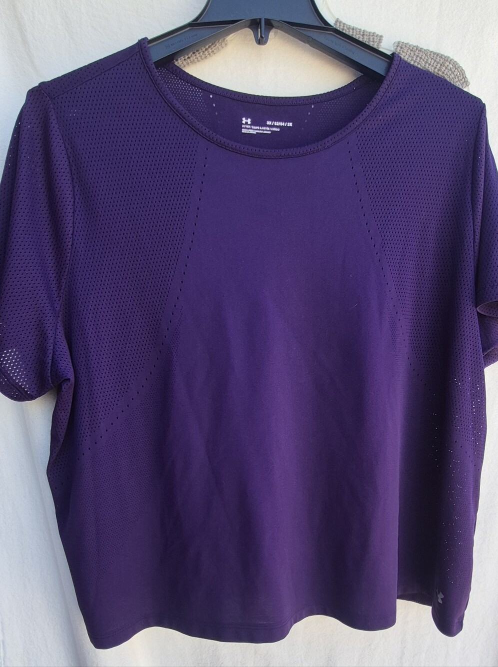 Women's Under Armour Shirt